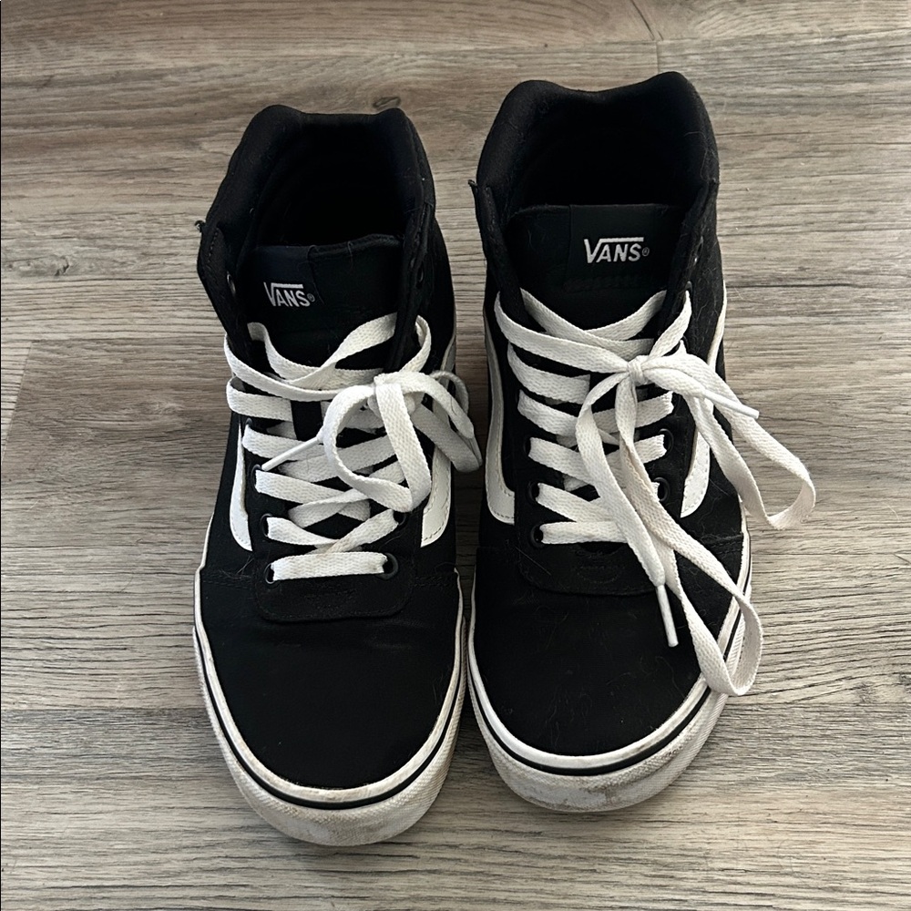 Vans Classic Black and White High-Tops